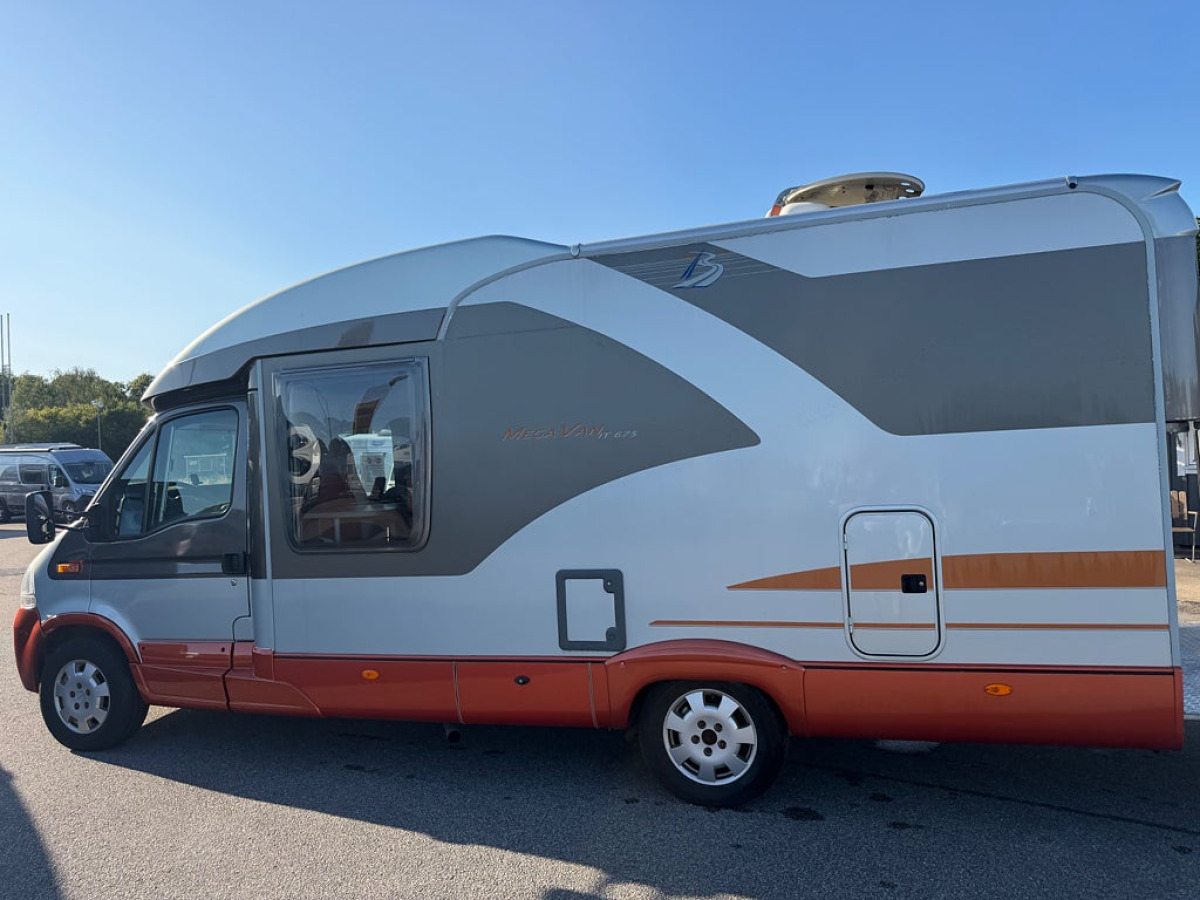 Bürstner Mega Van T675 4 sovplatser, bild 18 av 20