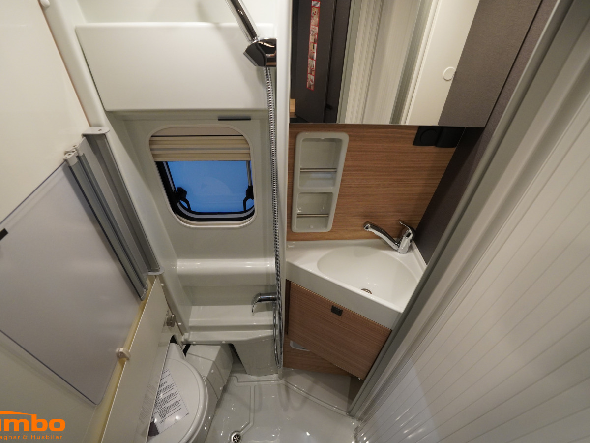 Malibu Van 640 LE RB first class two rooms GT skyview - Dieselpanna - 4000kg, bild 12 av 18