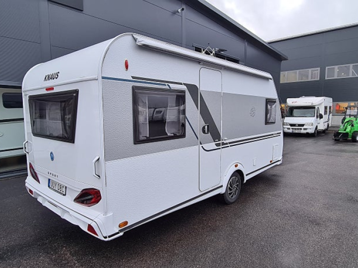 Knaus 450 FU Sport, bild 2 av 9