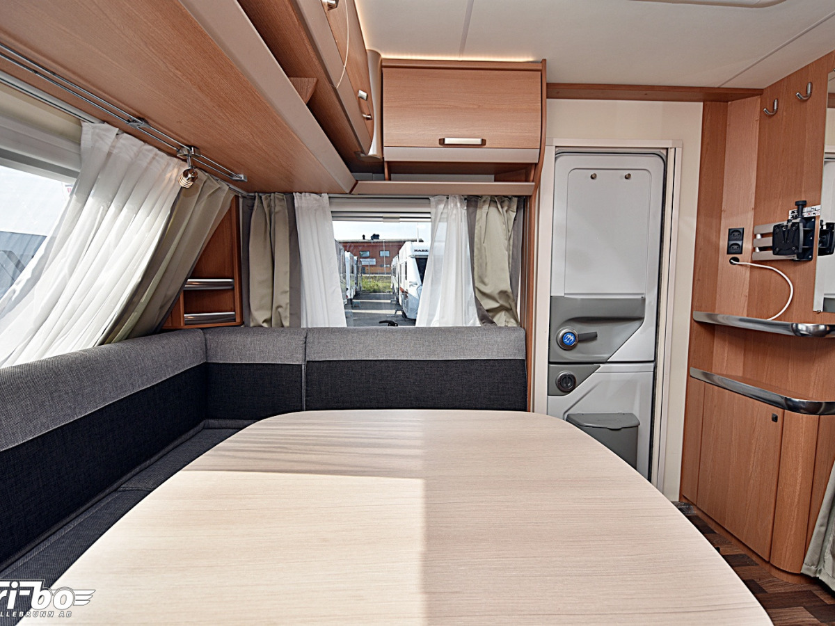 Knaus 650 UDF Sport, Barnkammare/Dubbelbädd, bild 6 av 27