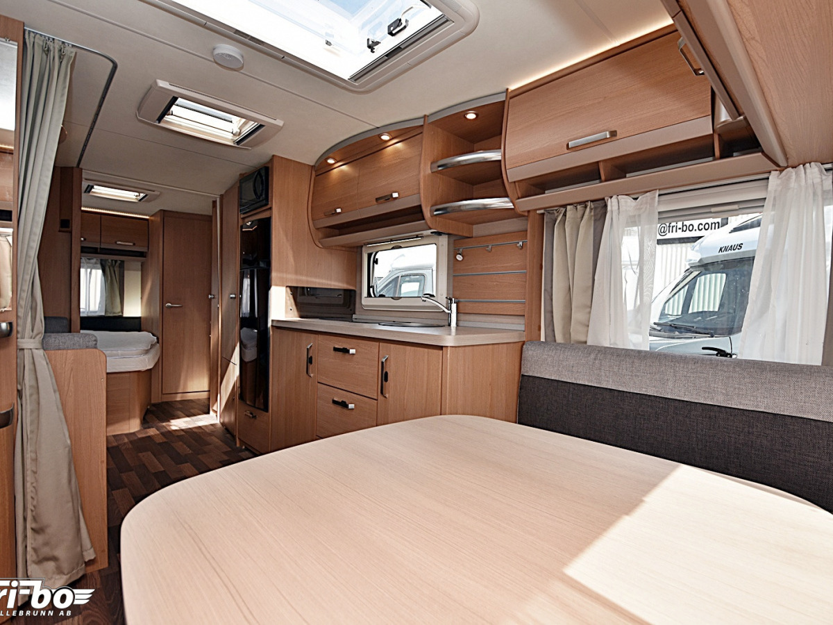 Knaus 650 UDF Sport, Barnkammare/Dubbelbädd, bild 9 av 27