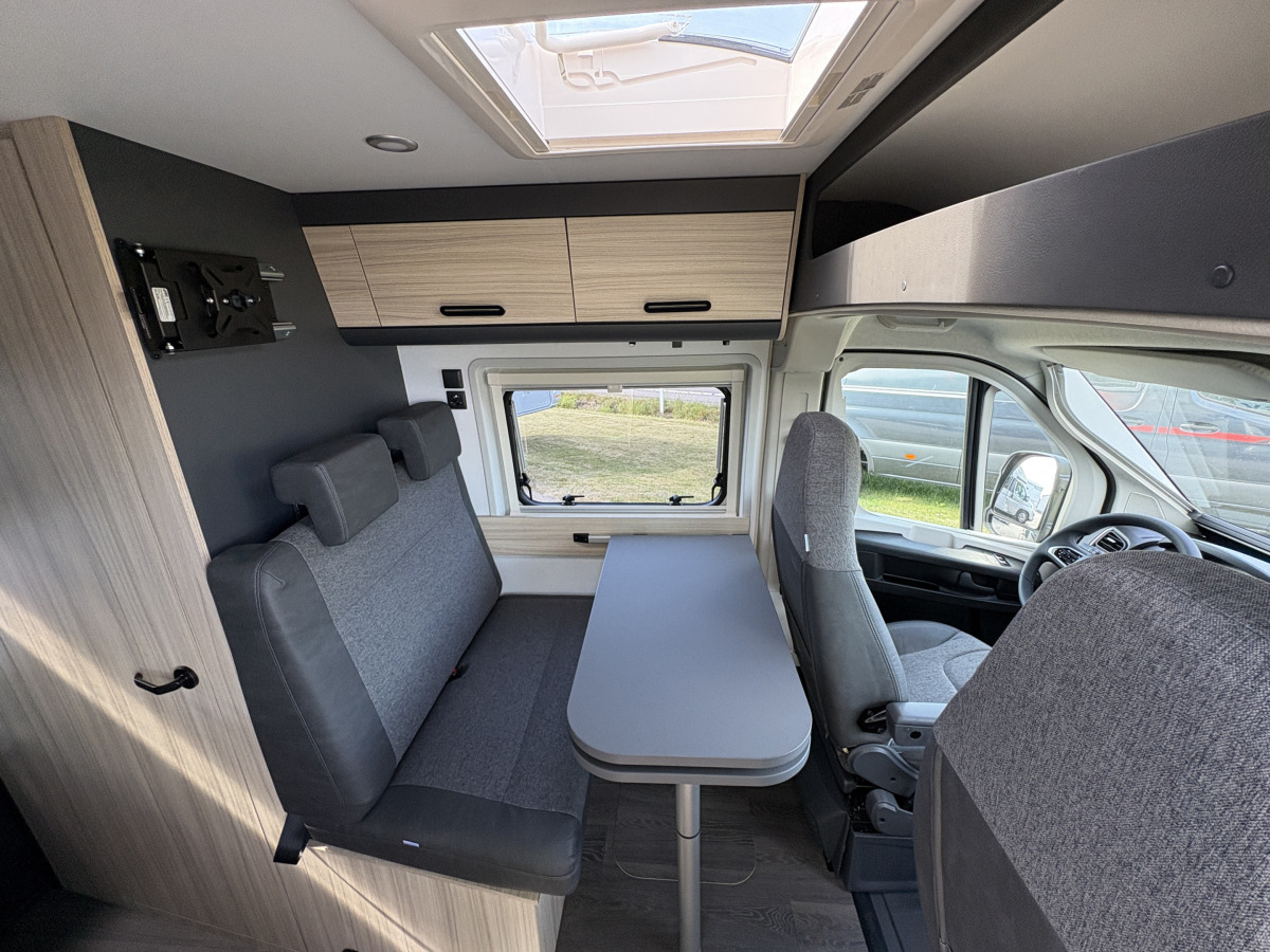 Sun Living V 65SL - FIAT Multijet3 2,2 140HP (103kWh) 35H, bild 6 av 12