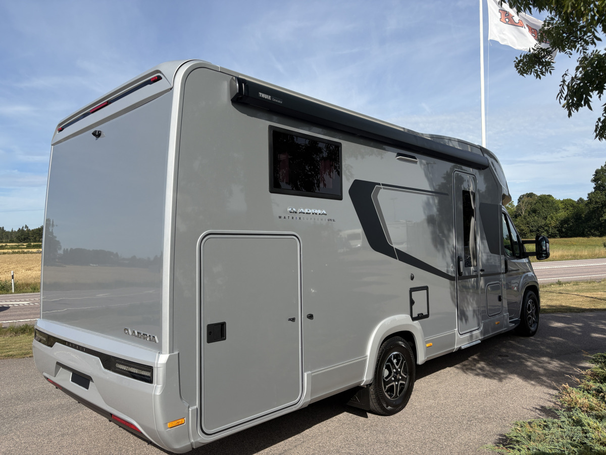 Adria MATRIX SUPREME 670 SL - Fiat MultiJet3 180HP (131 kW) HD 44H, bild 4 av 19