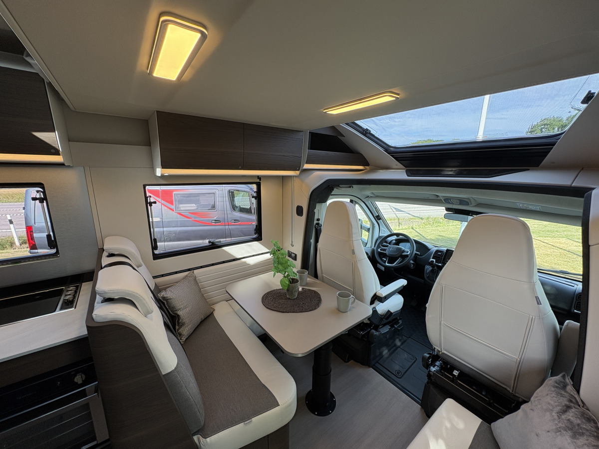 Adria MATRIX SUPREME 670 SL - Fiat MultiJet3 180HP (131 kW) HD 44H, bild 5 av 19