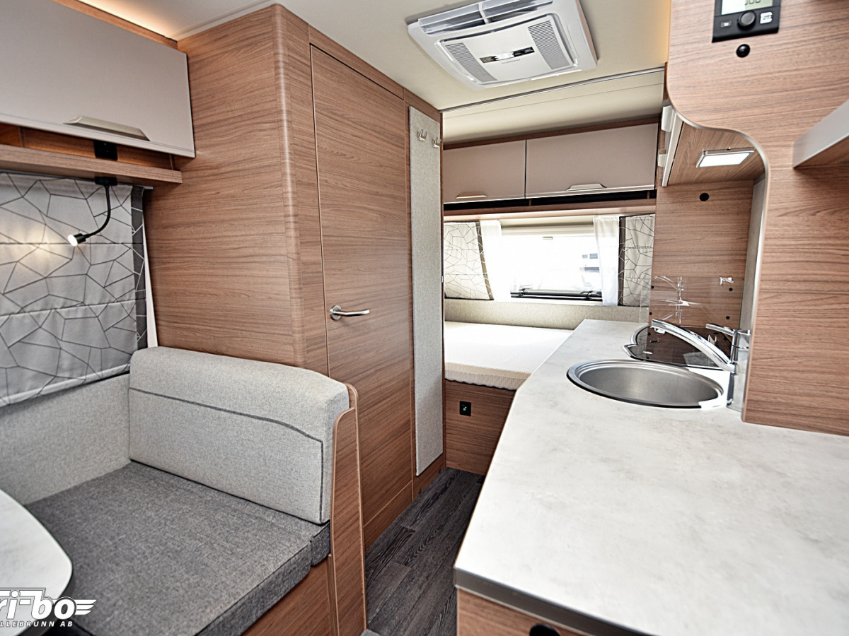 Knaus 420 QD Sport, bild 6 av 23