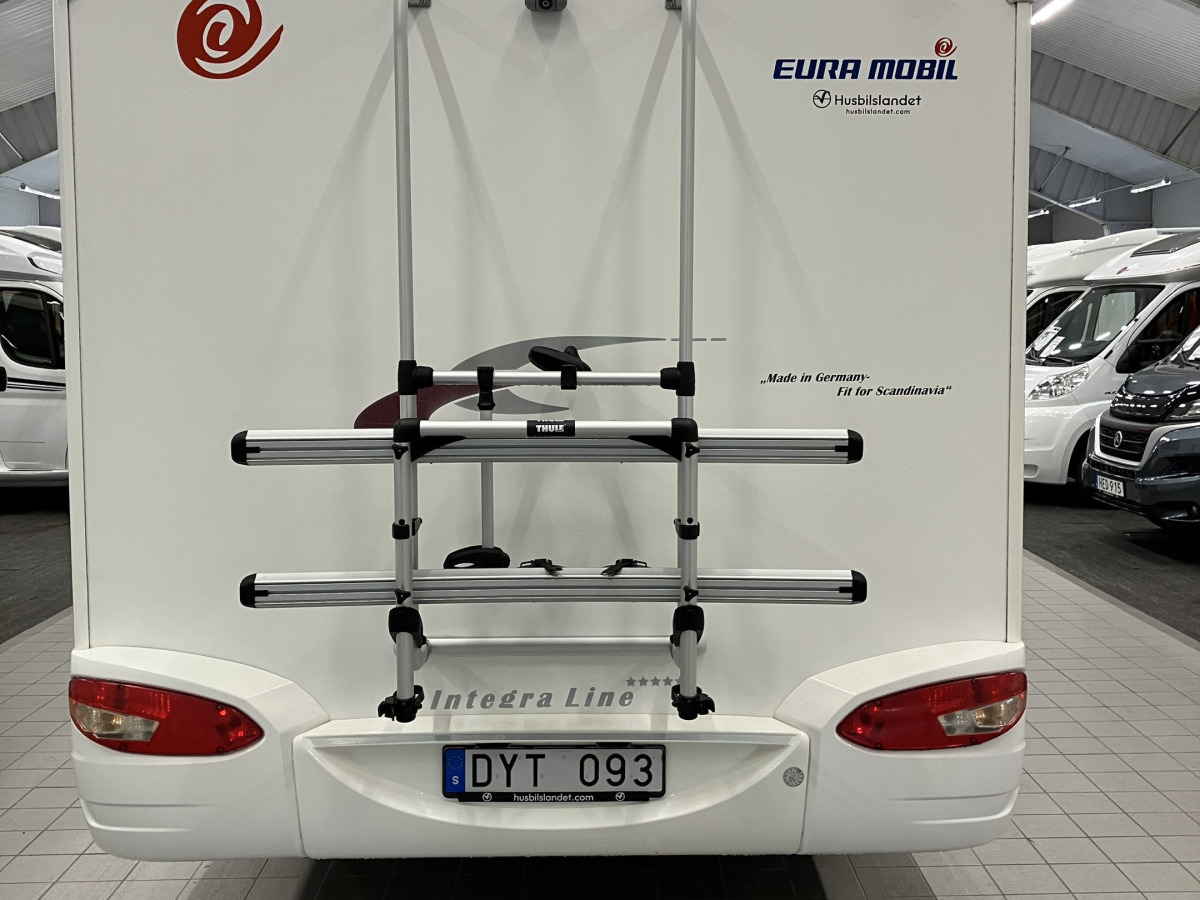 Eura Mobil IL 720 EBF / Låga långbäddar / AC bodel, bild 3 av 14