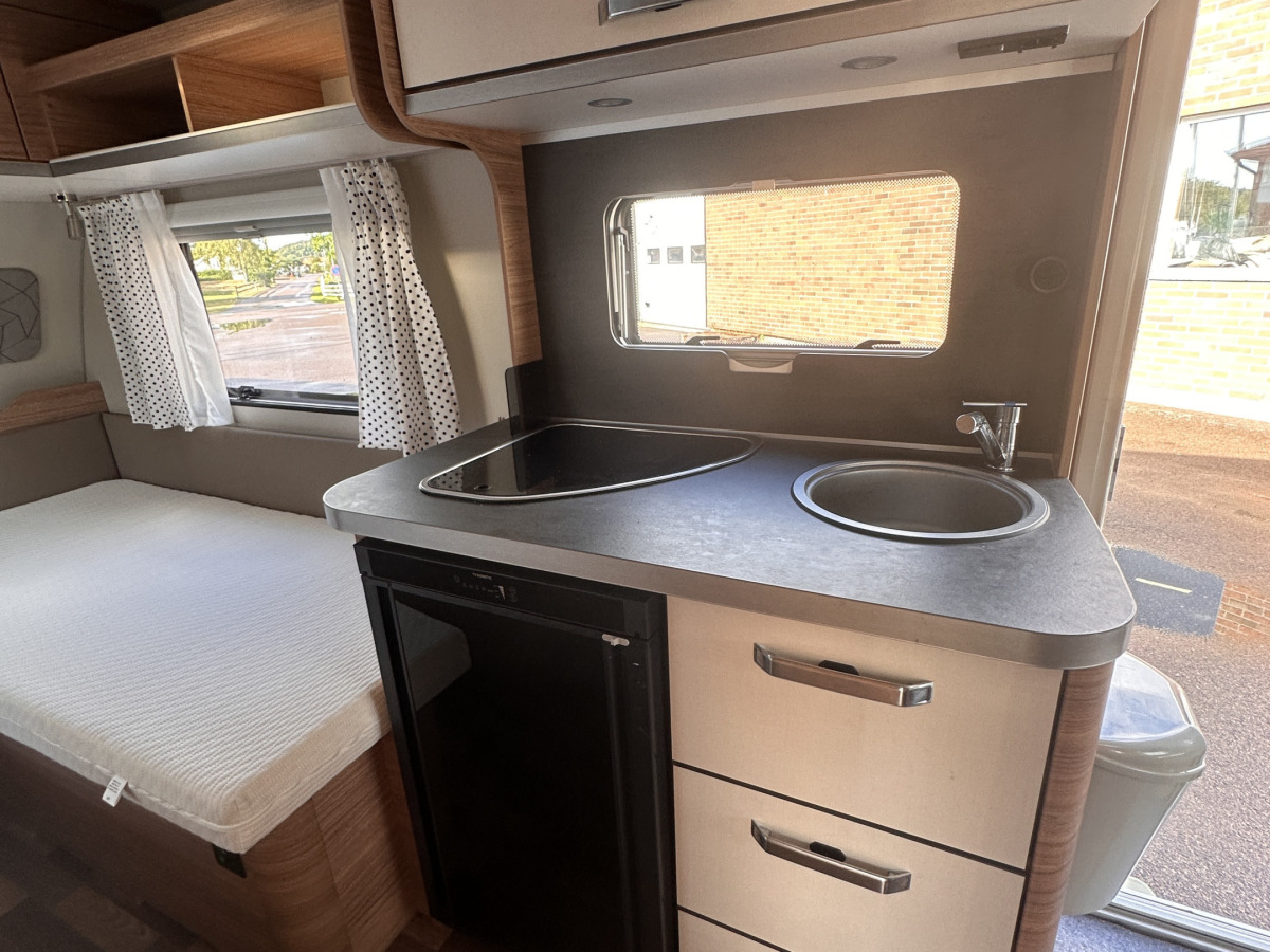 Weinsberg CARAONE 480 EU MOVER MARKIS, bild 9 av 13