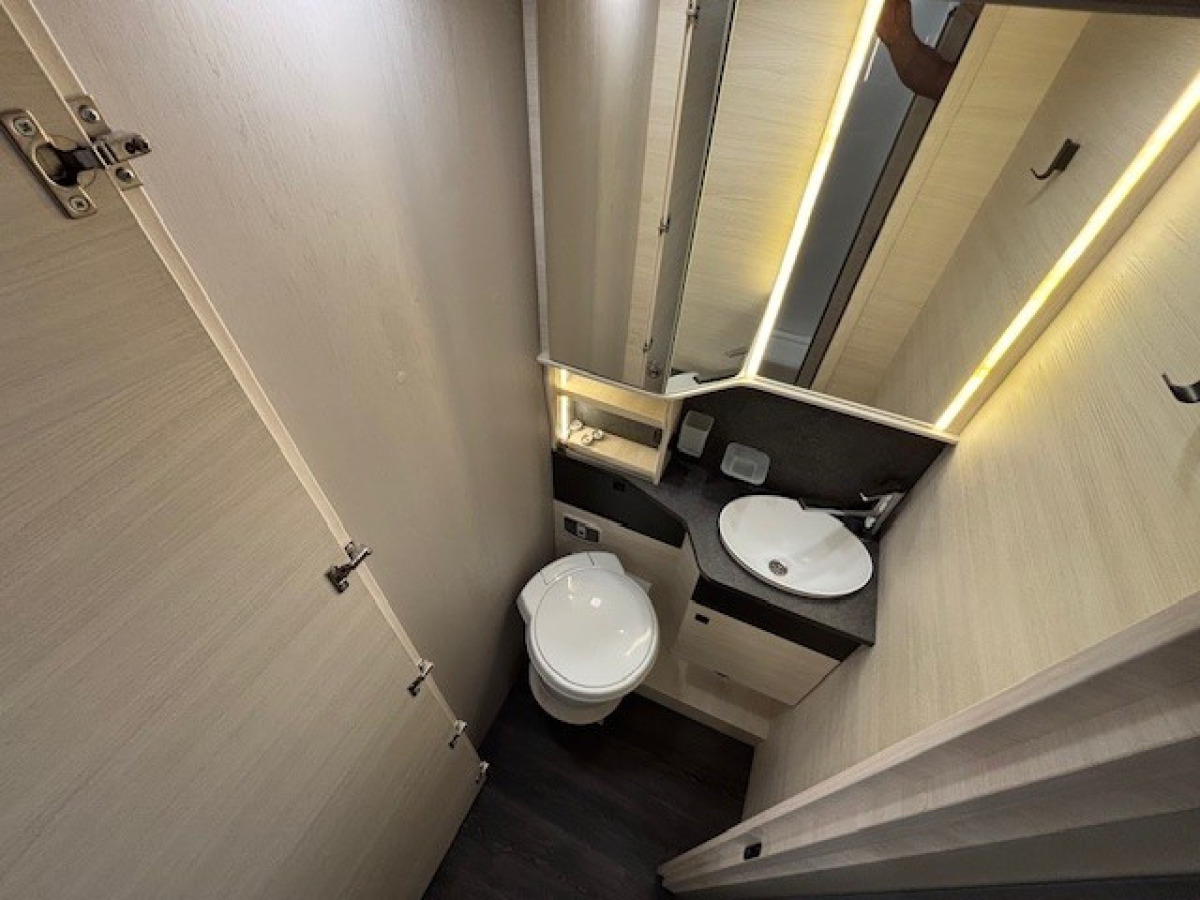 Challenger 337 GRAPHITE ULTIMATE, bild 11 av 14
