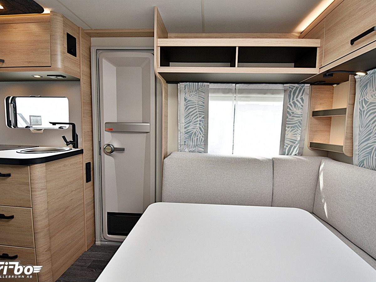 Weinsberg 480 EU CaraOne, Långbäddar, bild 9 av 27