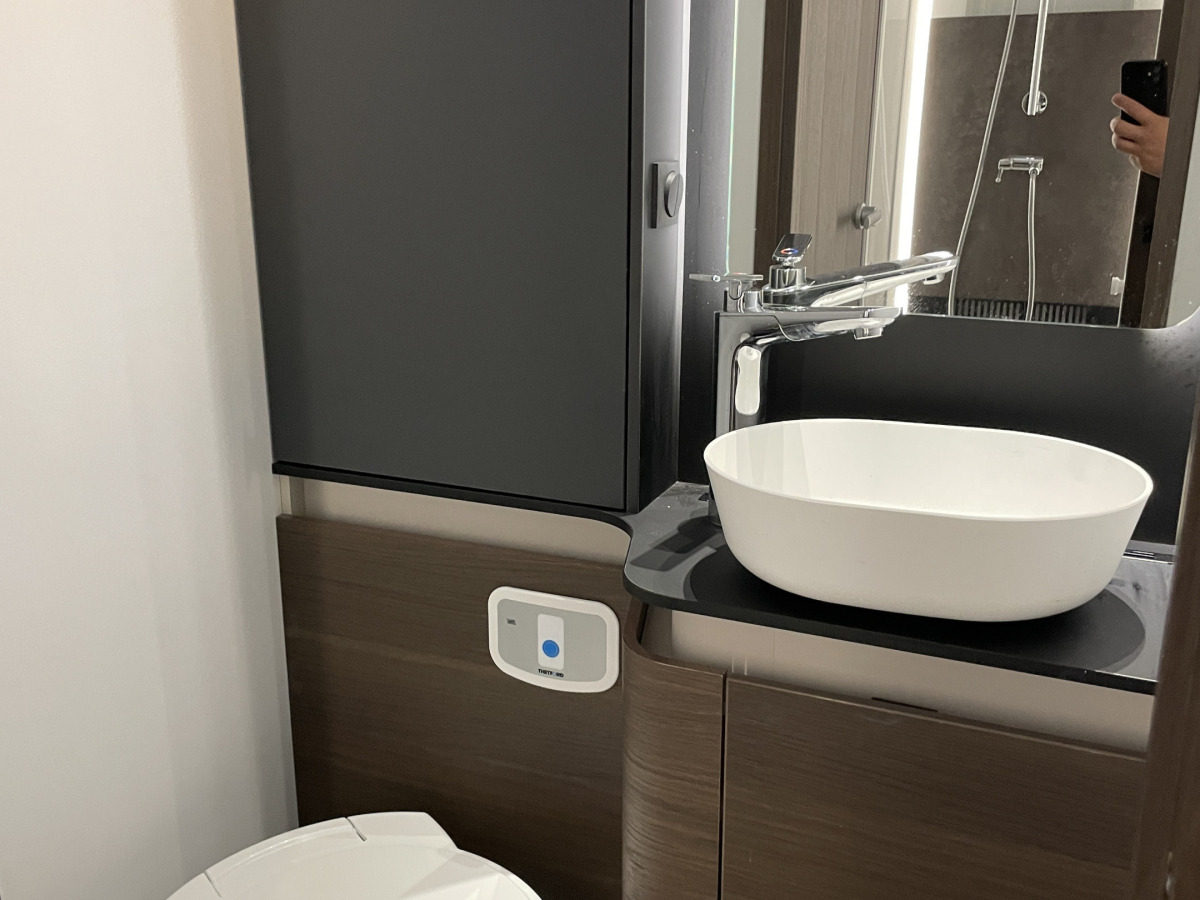 Adria MATRIX SUPREME 670SL, bild 13 av 15