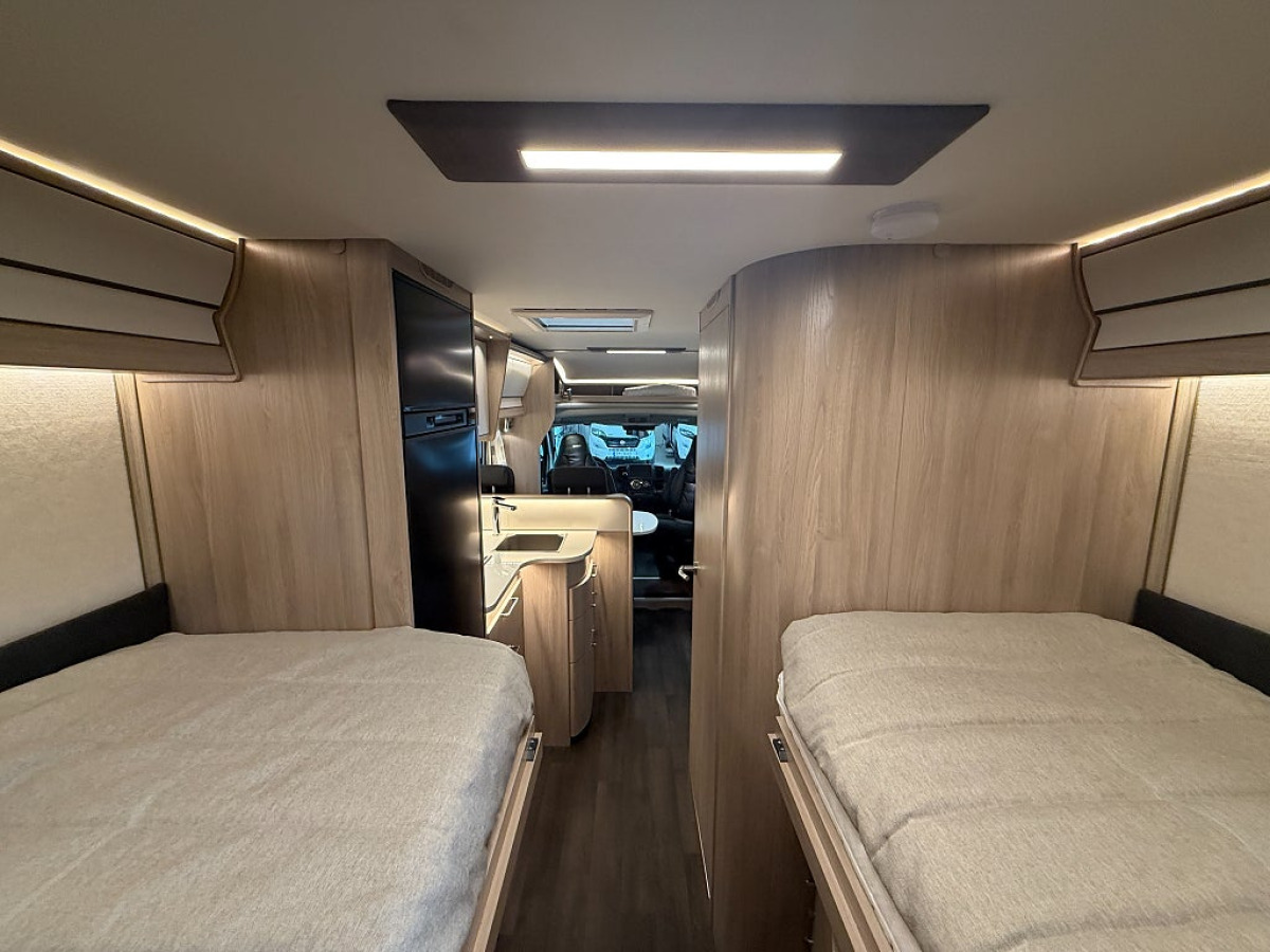 Kabe Travel Master Classic 740 LGB *Långbädd*, bild 14 av 18