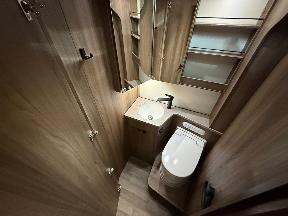 Kabe Imperial 790 LQB *Hydruliska stödben*Förbränningstoa, bild 12 av 23