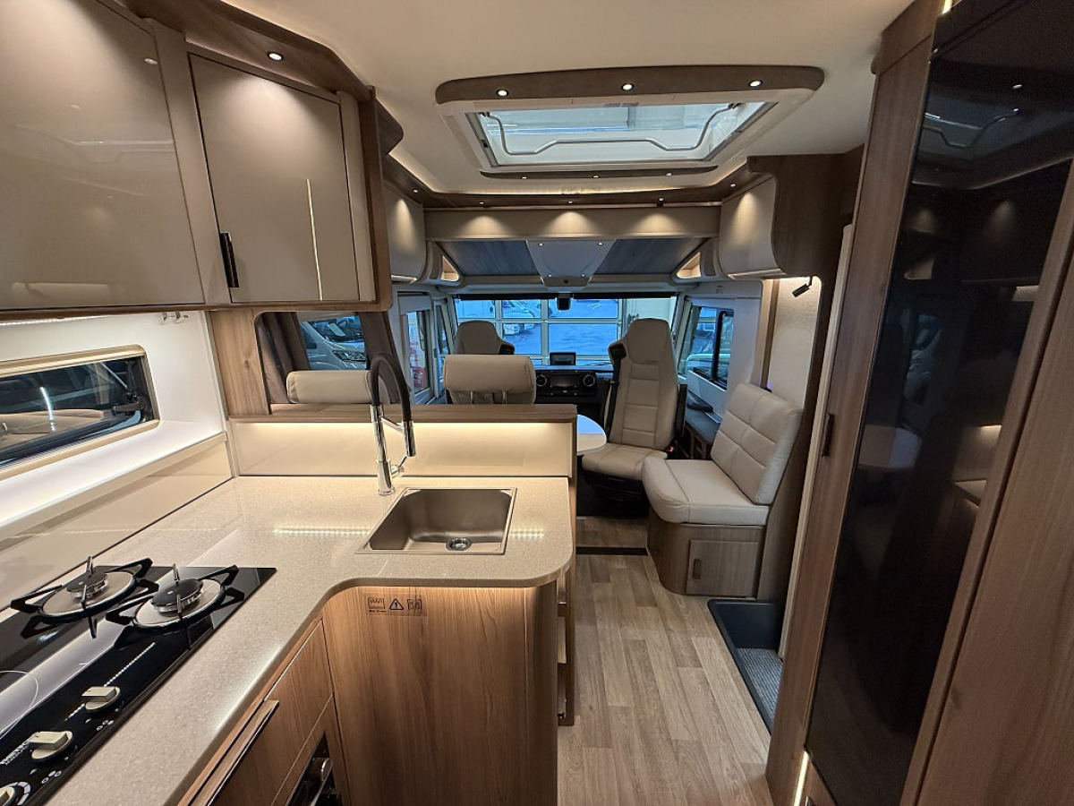 Kabe Imperial 790 LQB *Hydruliska stödben*Förbränningstoa, bild 15 av 23