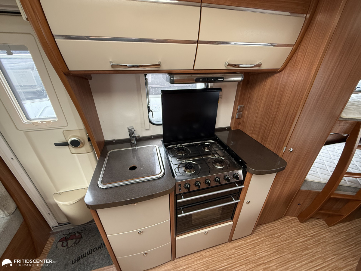 Adria ALPINA 563UK *BARNKAMMARE*, bild 7 av 24