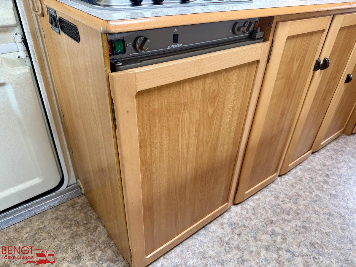 Hymer B 564 6 meter, bild 10 av 19