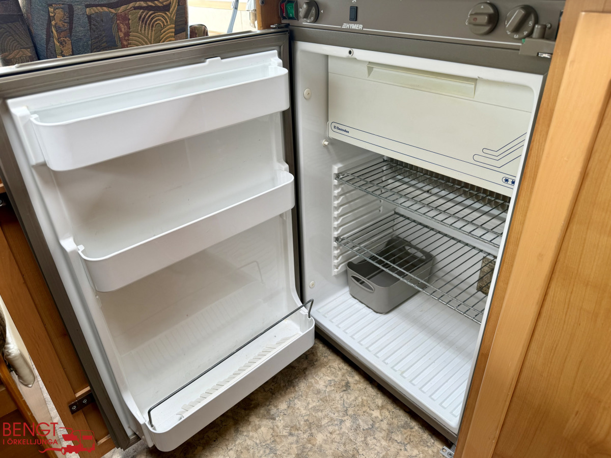 Hymer B 564 6 meter, bild 11 av 19