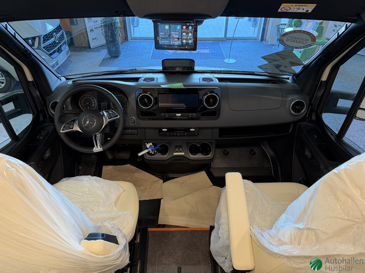 Eura Mobil XTURA 686 EF, bild 4 av 9