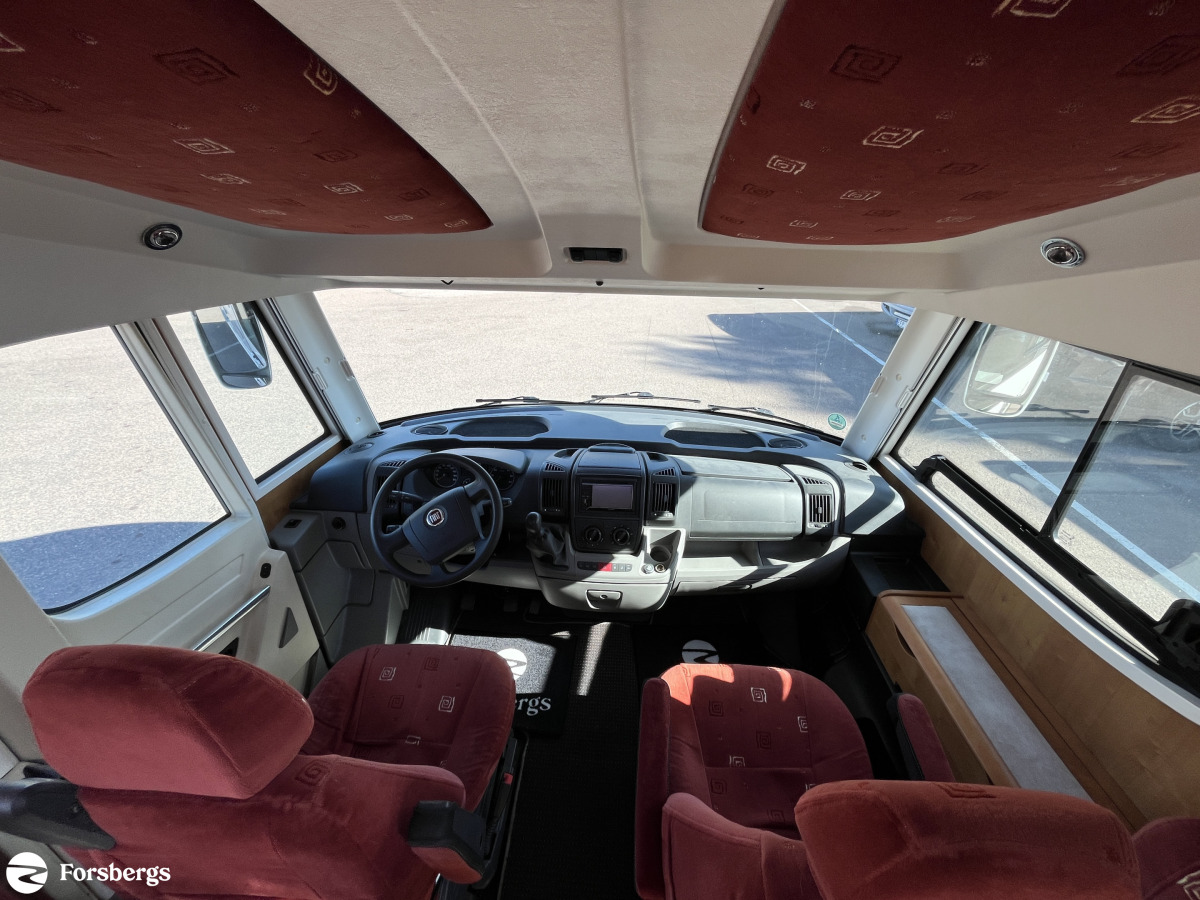 Rapido 9066DF ALDE/ Taksäng/ Solcell/ Drag, bild 17 av 36