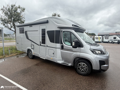 Adria MATRIX SUPREME 670 SL 140HP *Finns i Butik för påseende*