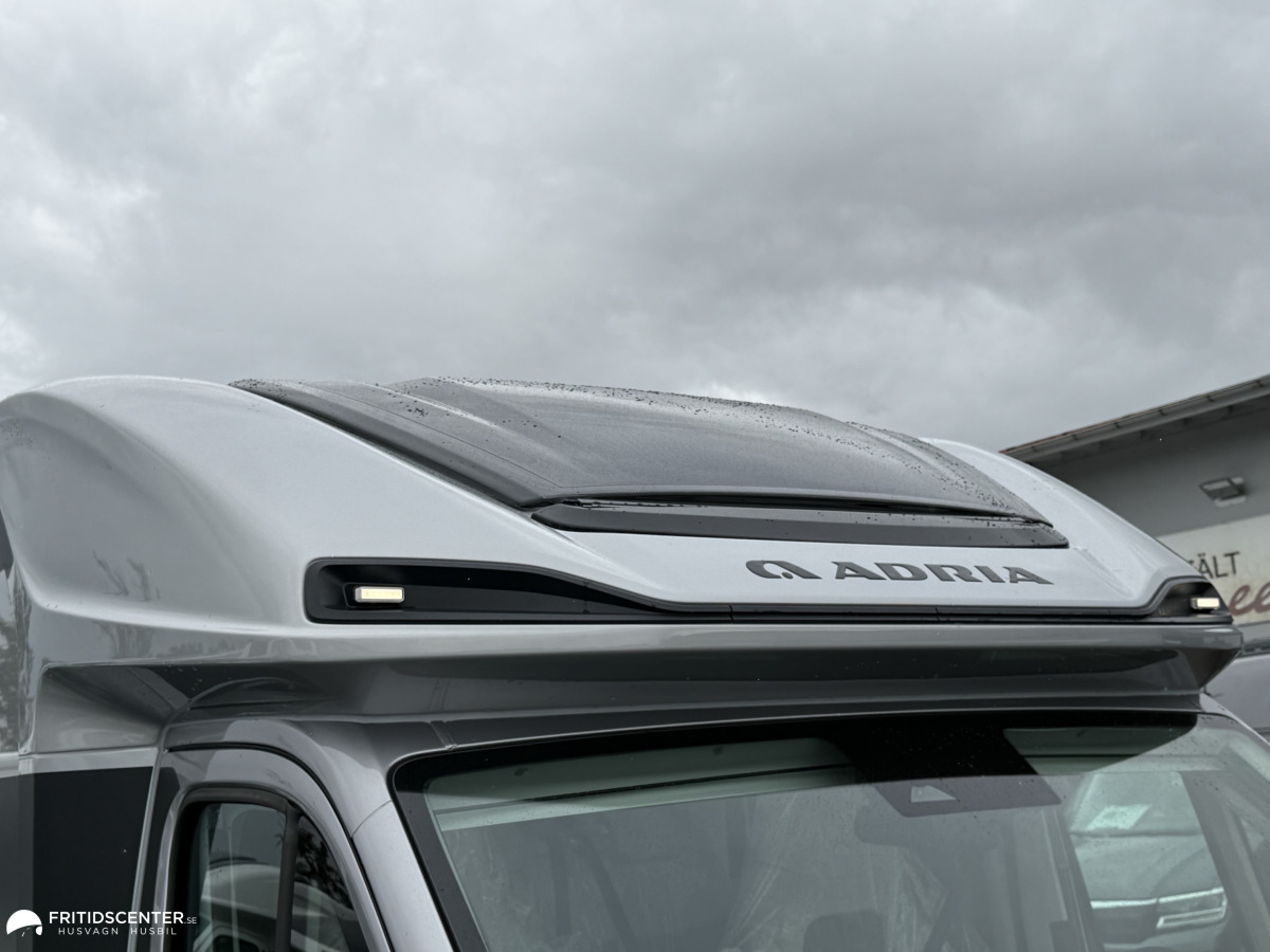 Adria MATRIX SUPREME 670 SL 140HP *Finns i Butik för påseende*, bild 7 av 7