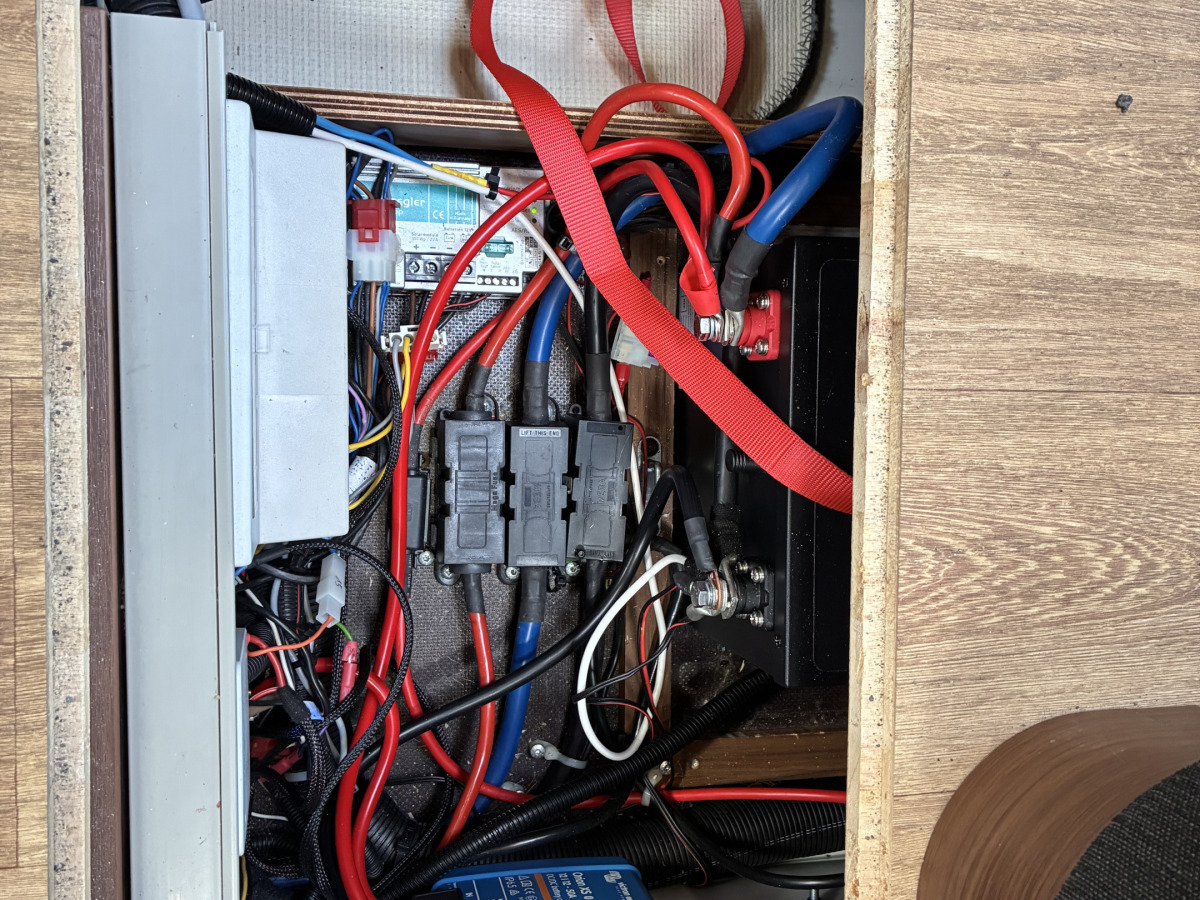 Niesmann ARTO 88 LE / Hydr.ben, Lithium, AC, Kamkedja, Auto, bild 29 av 42