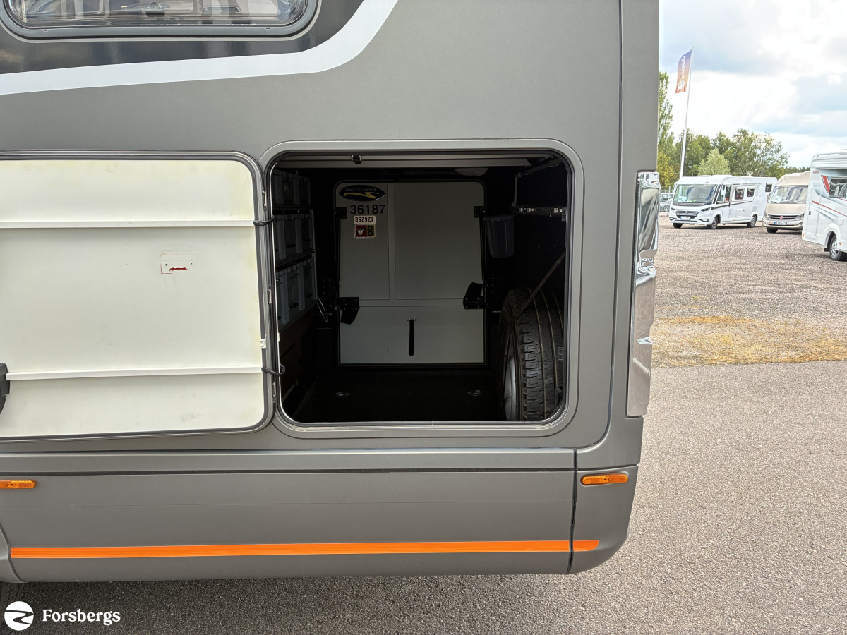 Niesmann ARTO 88 LE / Hydr.ben, Lithium, AC, Kamkedja, Auto, bild 38 av 42
