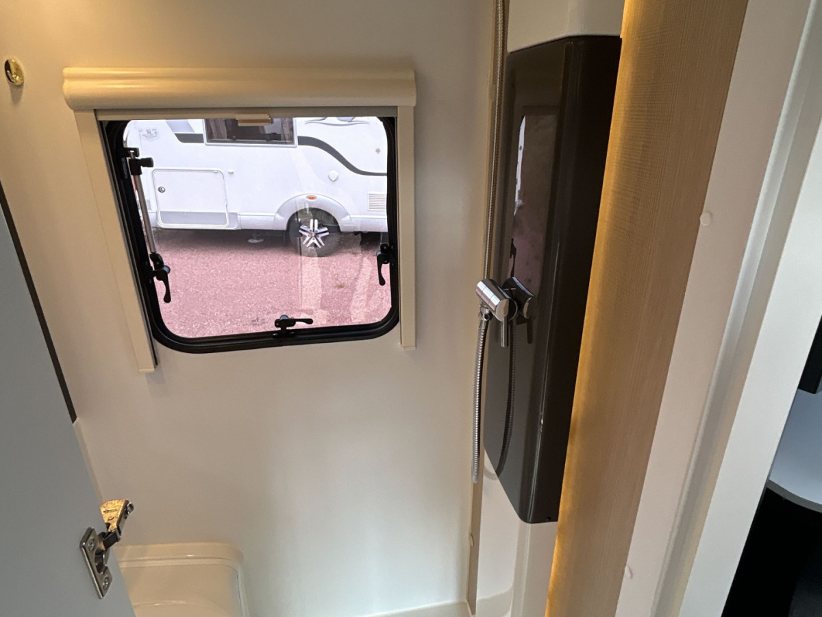 Adria ACTION 391 PH, bild 19 av 29