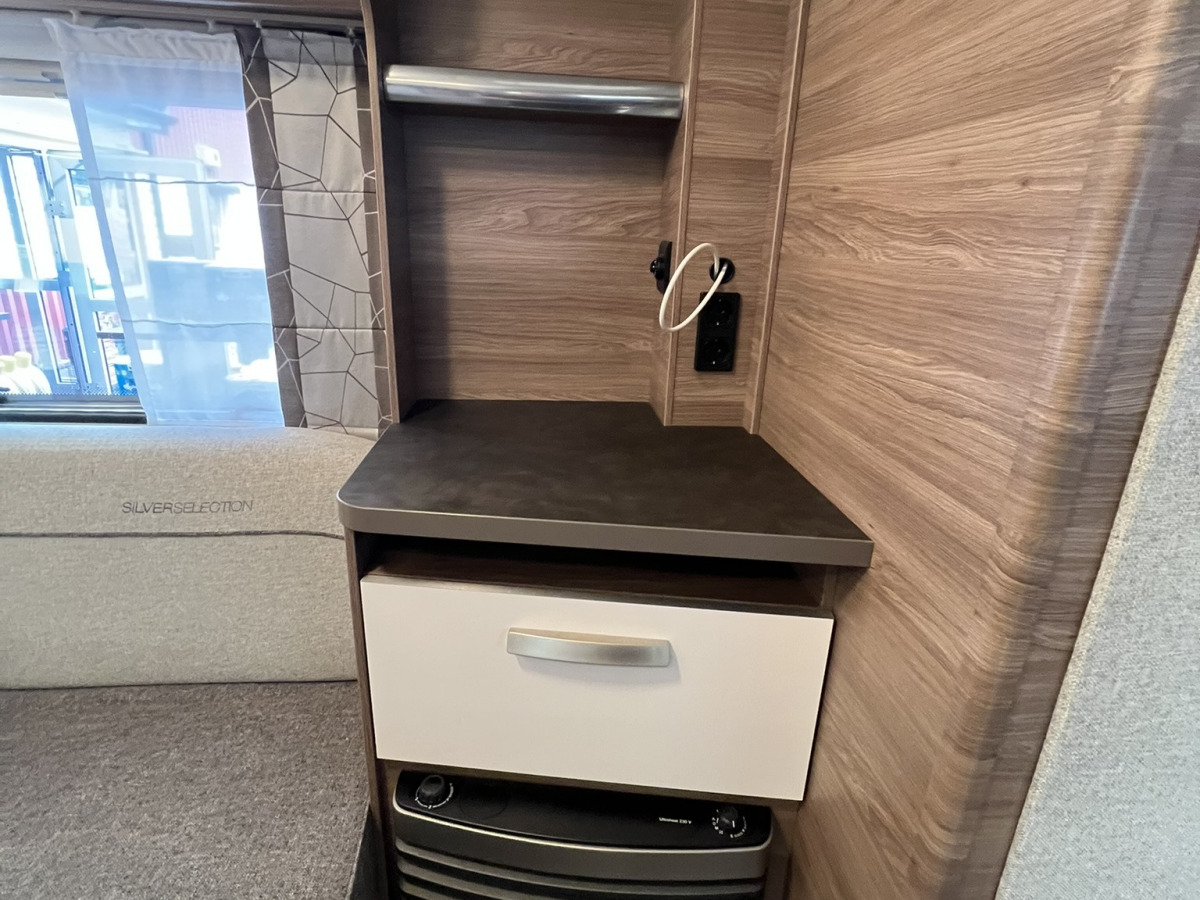 Knaus Sport 460 EU, bild 12 av 14