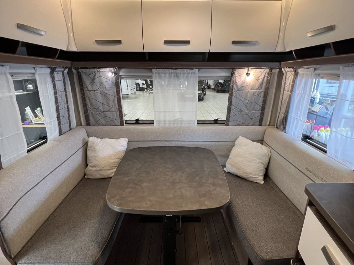 Knaus Sport 460 EU, bild 13 av 14