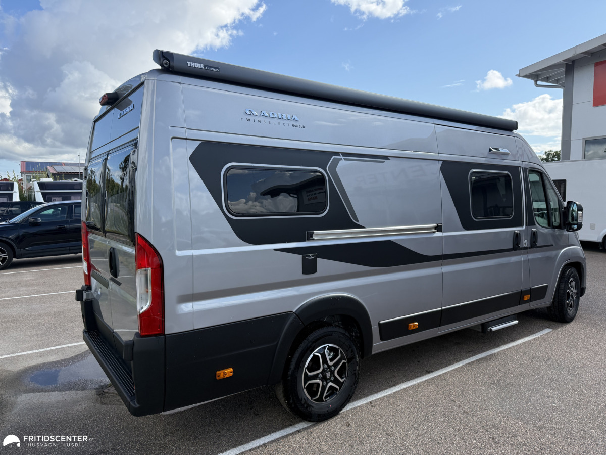 Adria TWIN SELECT 640 SLB - FIAT 6E 2,2 140HP 35H, bild 3 av 5