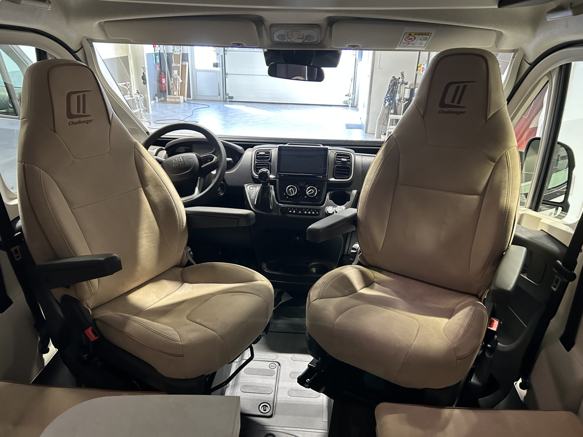 Challenger X150 Open Edition M26 - Fiat Ducato 2.2L 140 HK, bild 6 av 18