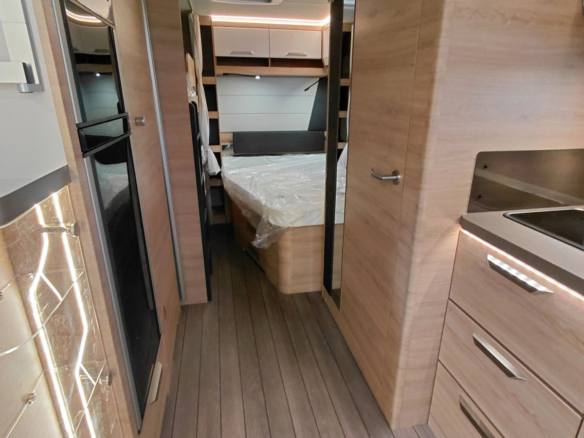 Knaus SÜDWIND BLACK SELECTION 580 UK, bild 5 av 9