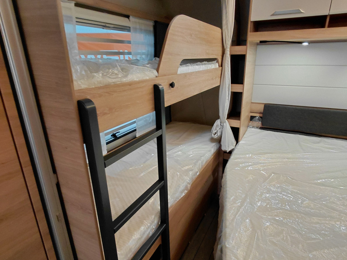 Knaus SÜDWIND BLACK SELECTION 580 UK, bild 6 av 9