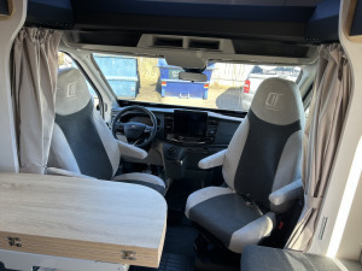 Challenger 287GA Graphite Edition M26 - Ford Transit 2.0L 165 HK Inkommande, bild 9 av 22