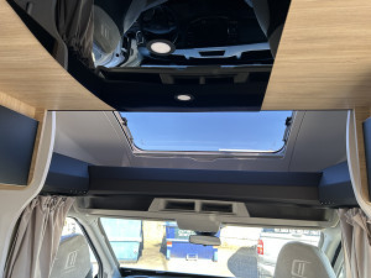Challenger 287GA Graphite Edition M26 - Ford Transit 2.0L 165 HK Inkommande, bild 10 av 22