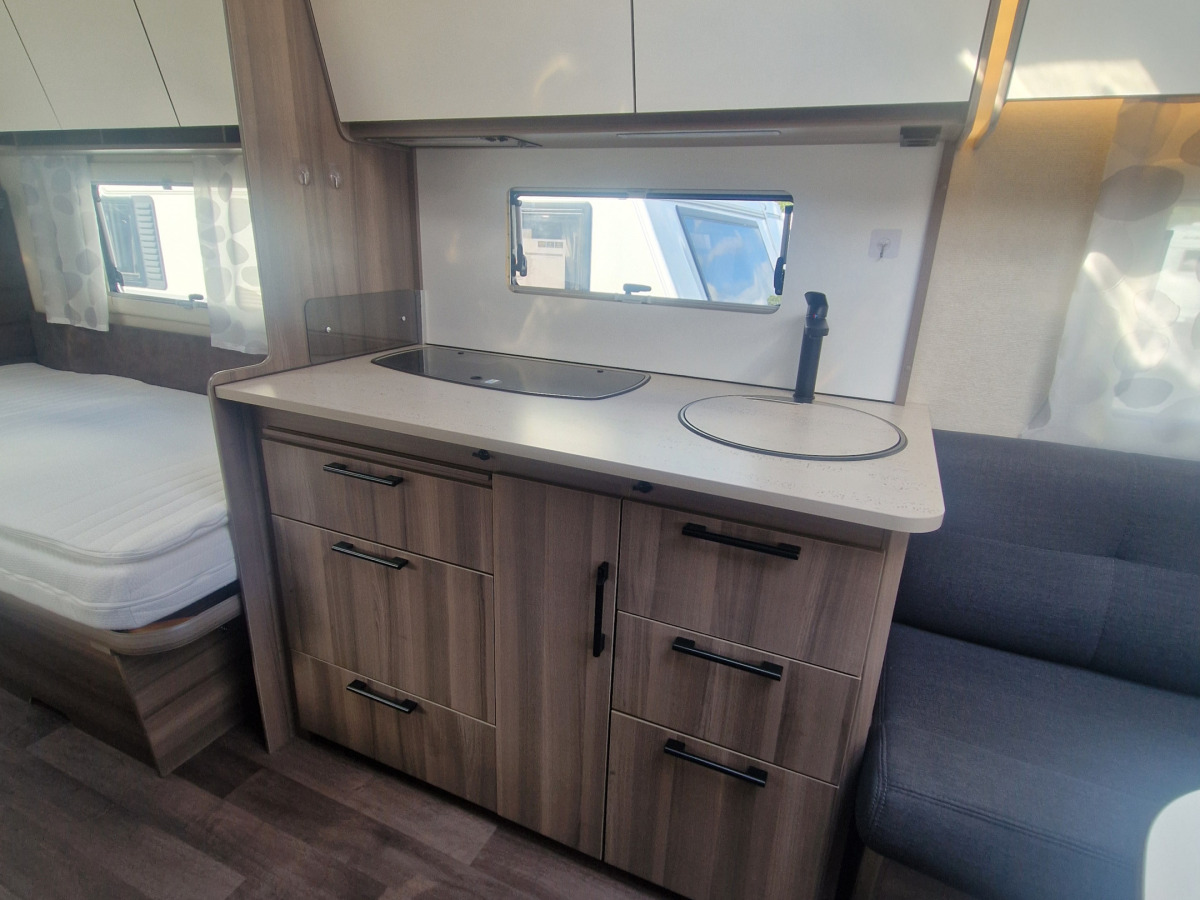 KABE ESTATE 600 TDL KS, bild 3 av 7