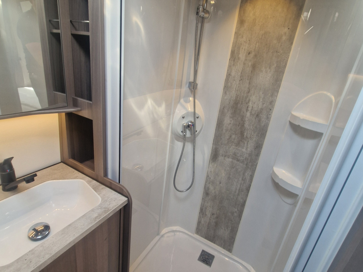 KABE ESTATE 600 TDL KS, bild 7 av 7