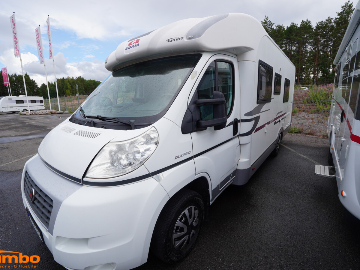Adria CORAL S 670 SLT Dragkrok Solcell Ugn, bild 15 av 17