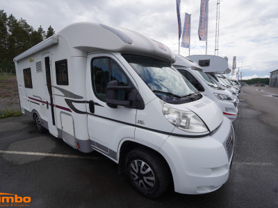 Adria CORAL S 670 SLT Dragkrok Solcell Ugn