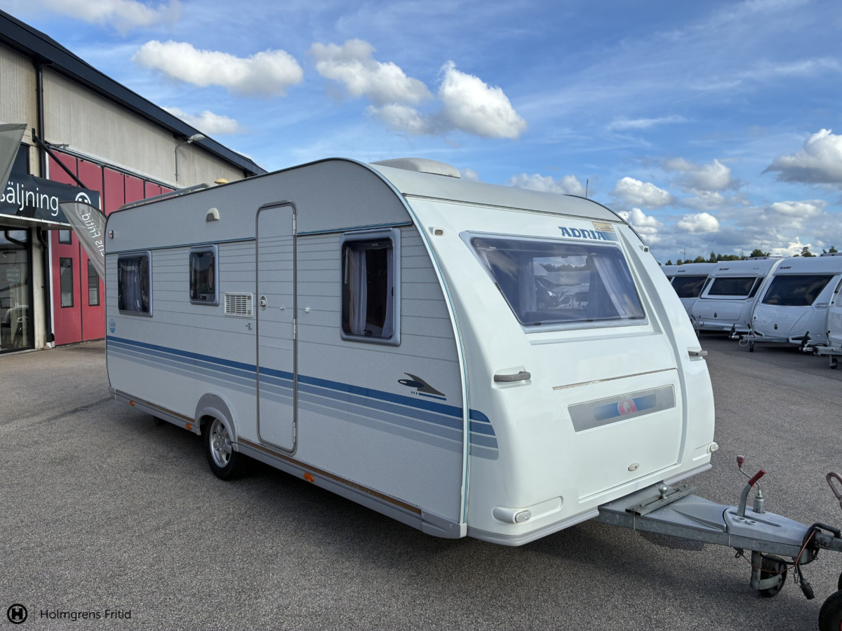 Adria CLASSICA 563 UK Barnkammare, bild 1 av 14