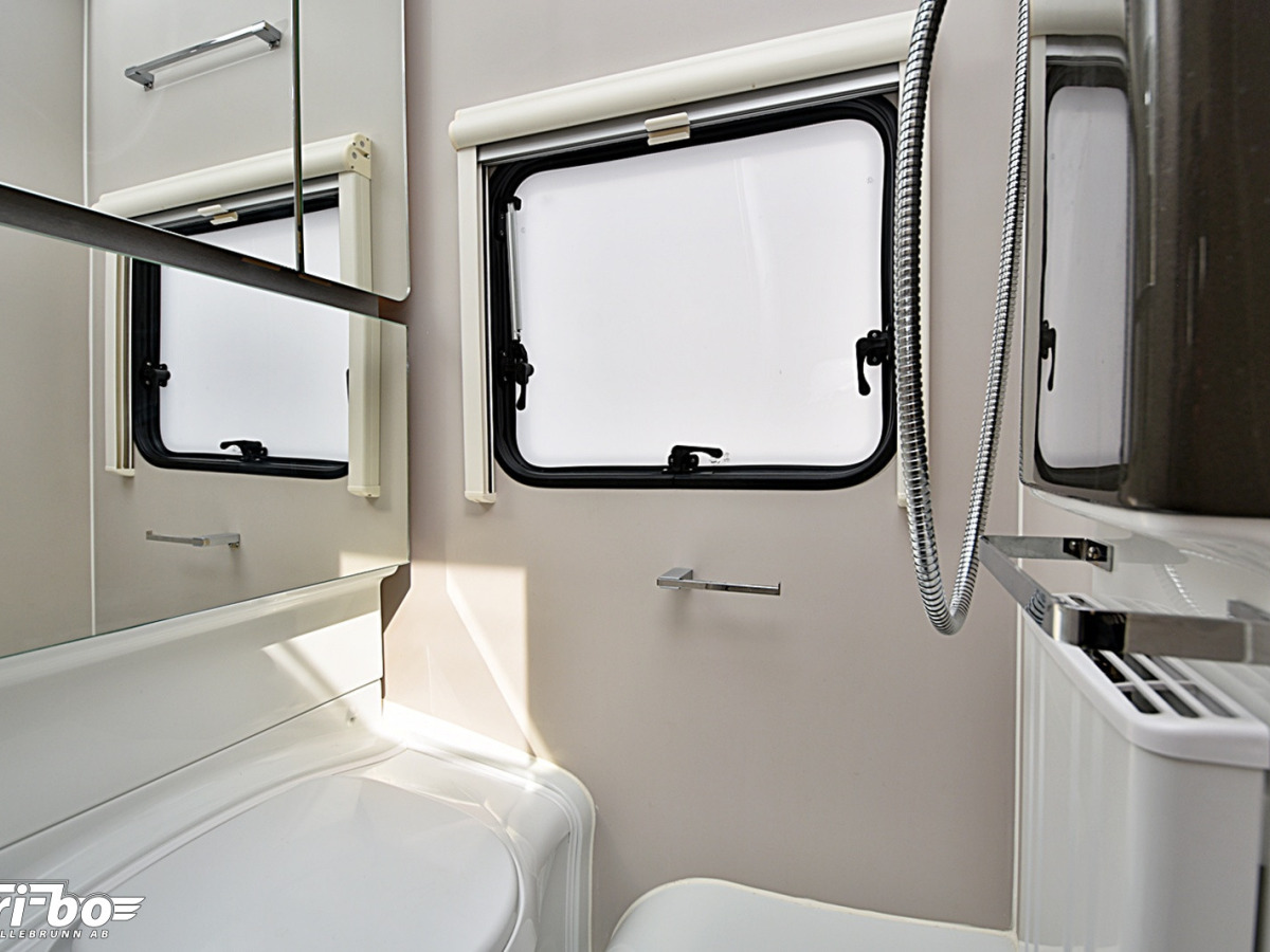 Adria 593 UK Adora, Barnkammare, bild 24 av 28