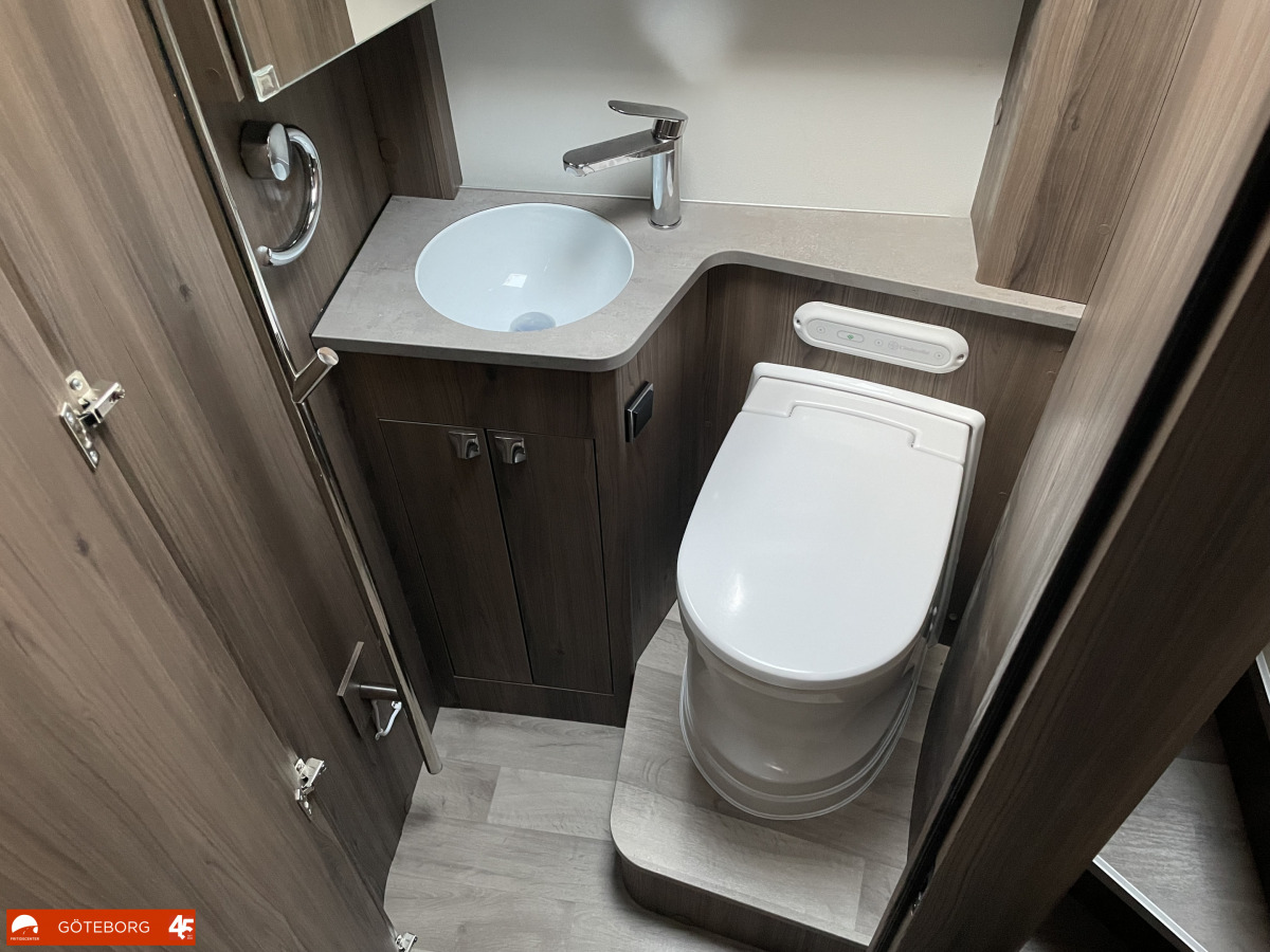 KABE I 790 Imperial LQB *AC / Cinderella / Hydrauliska stödben*, bild 15 av 30