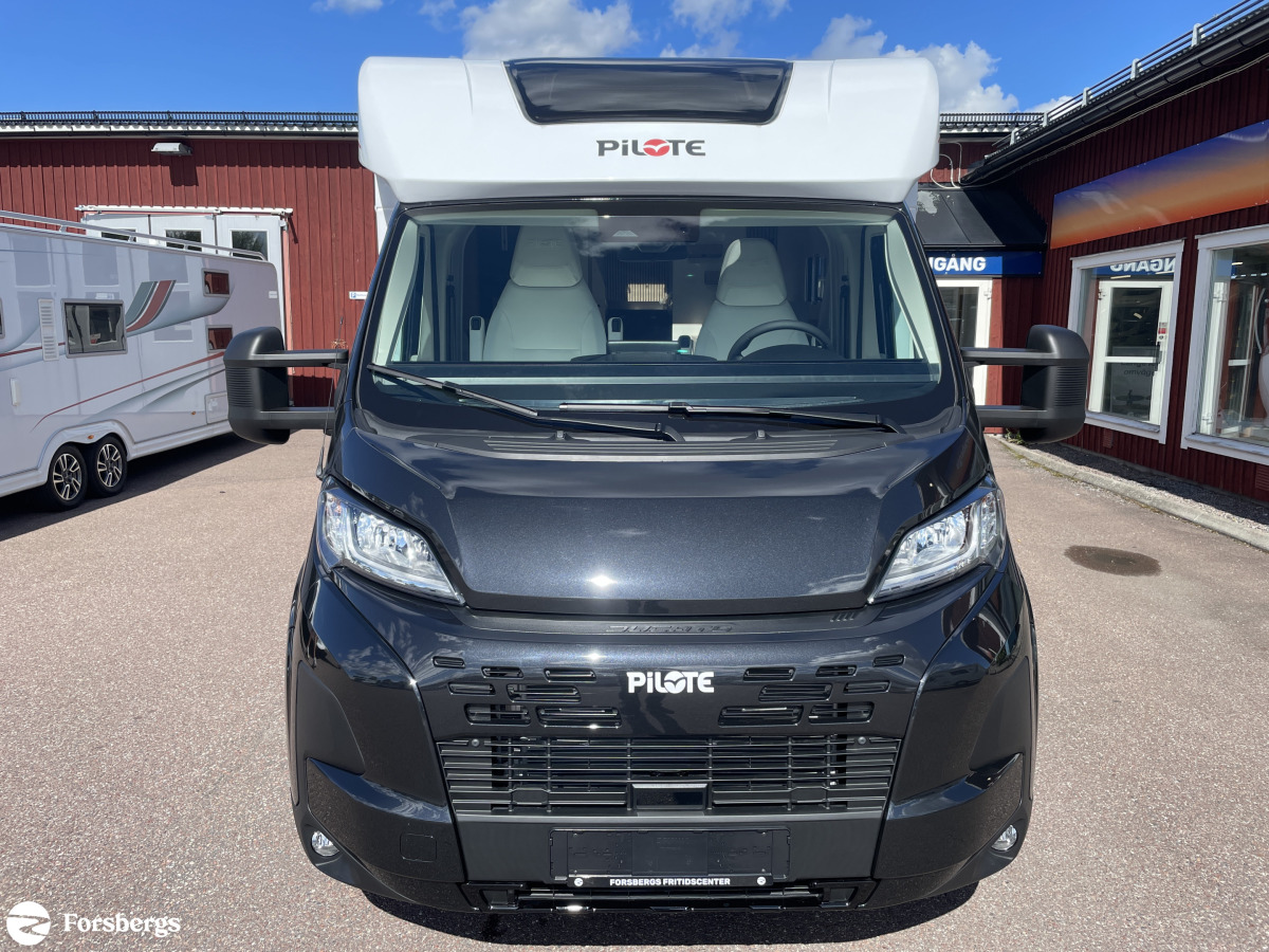 Pilote P740 FGJ EVIDENC 2027 // NU I HALLEN, bild 2 av 36