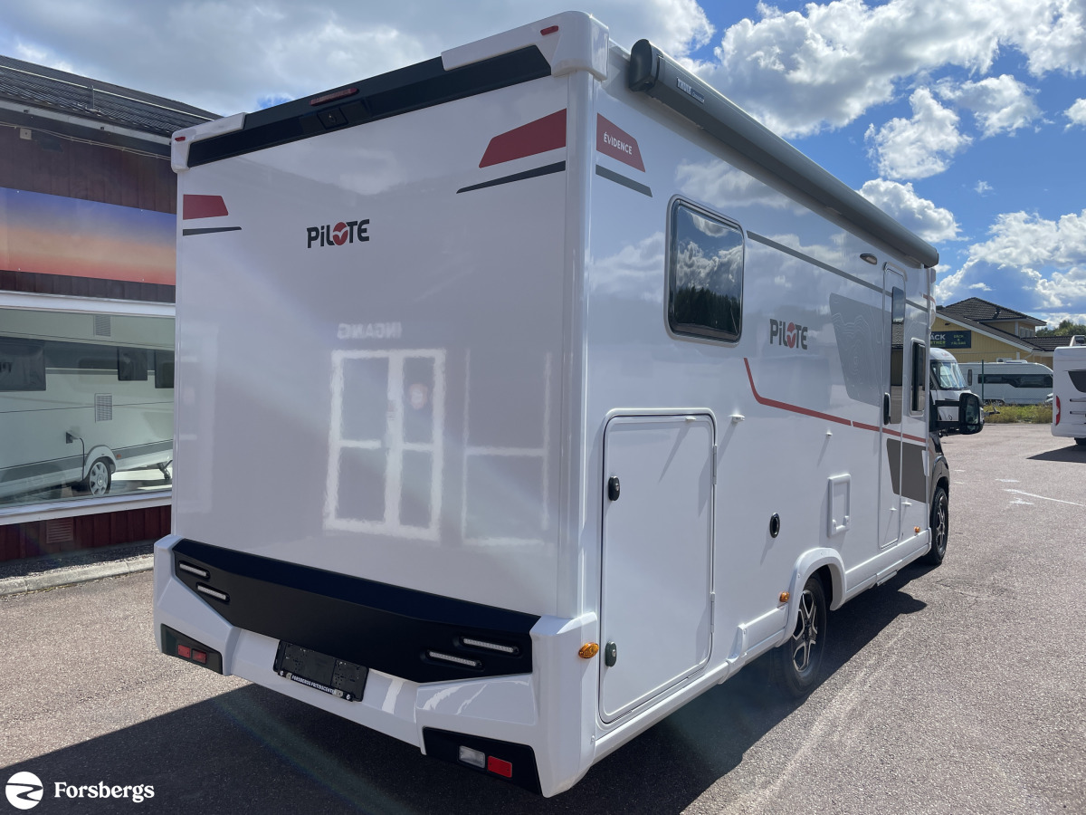 Pilote P740 FGJ EVIDENC 2027 // NU I HALLEN, bild 15 av 36