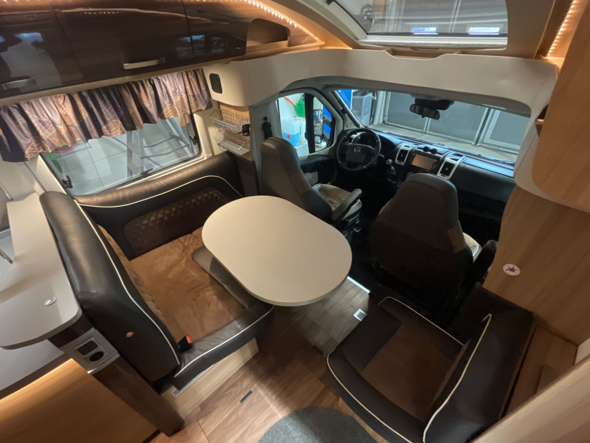 Knaus 700 MEG Platinum Selection, bild 7 av 18