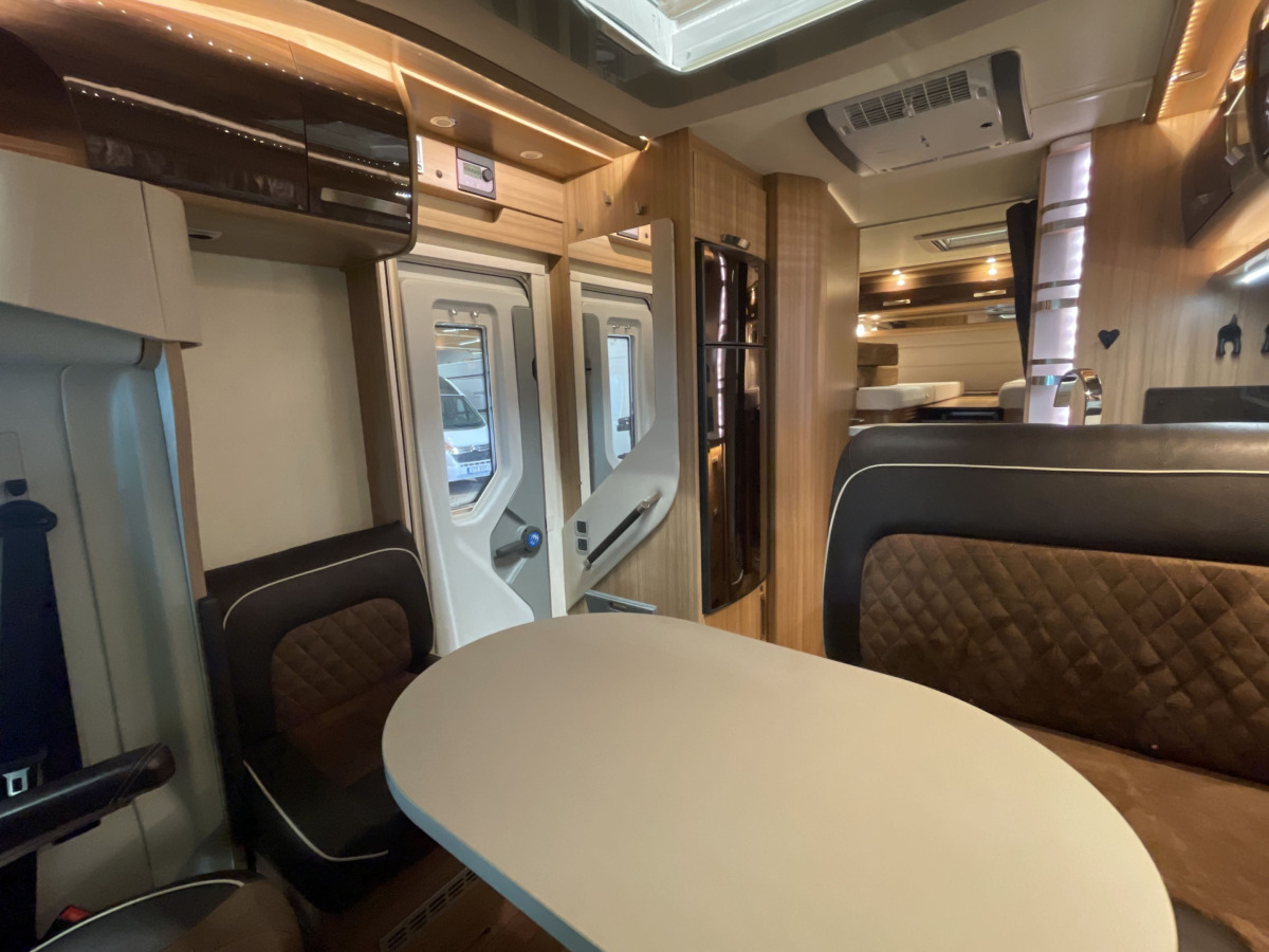 Knaus 700 MEG Platinum Selection, bild 9 av 18