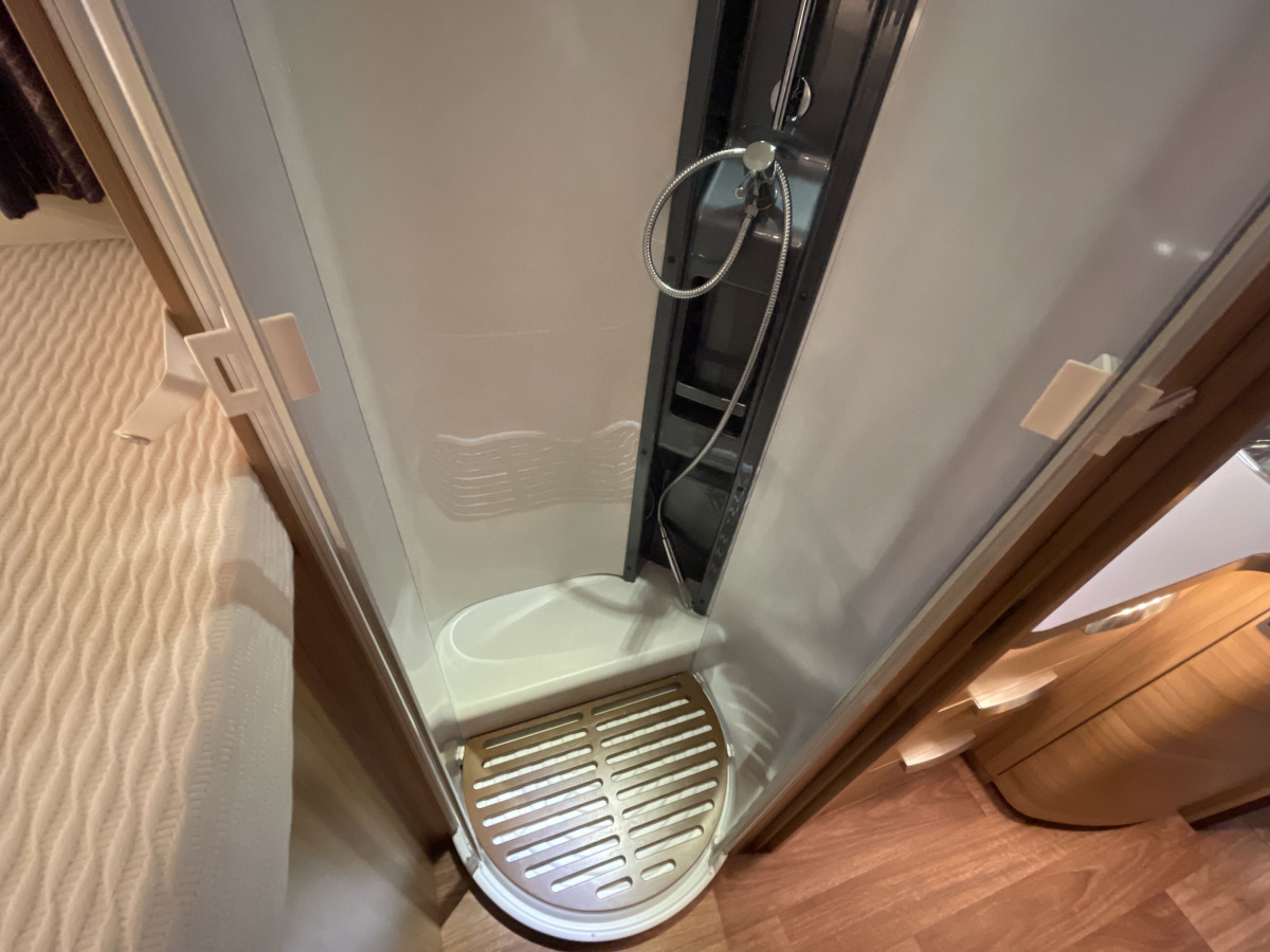 Knaus 700 MEG Platinum Selection, bild 15 av 18