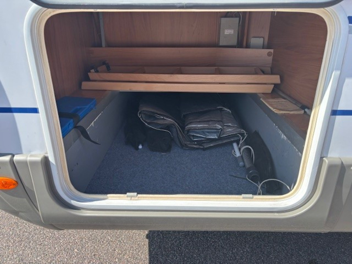 Bürstner Aviano i 684, bild 4 av 14