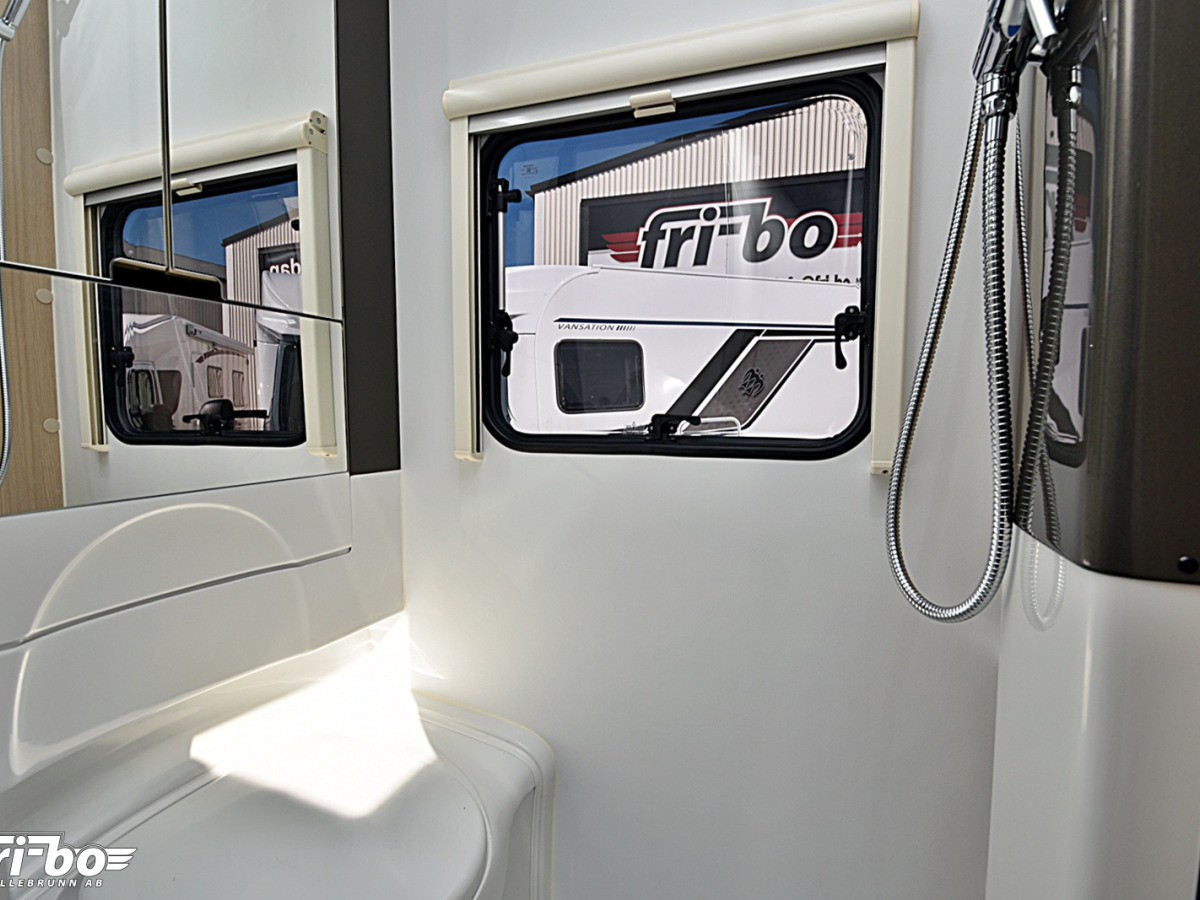 Adria ACTION SPORT 391 LH, bild 17 av 21