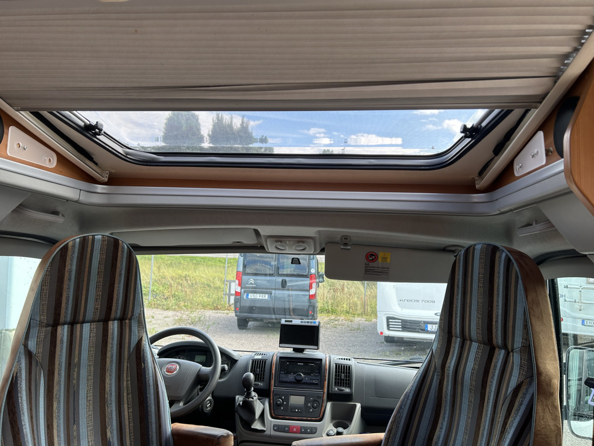 Dethleffs T 6611 Långbäddar Aldevärme, bild 8 av 22